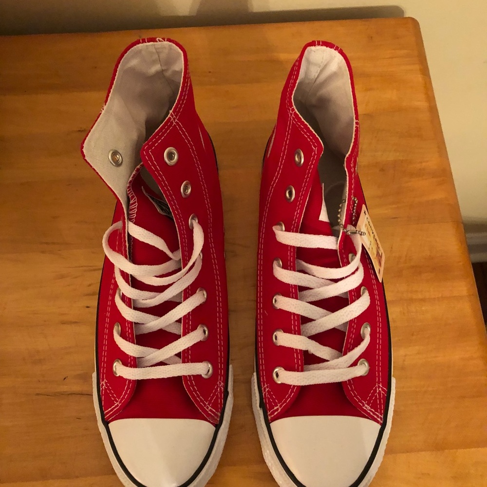 Red Converse Mid Rise Sneakers. NWT